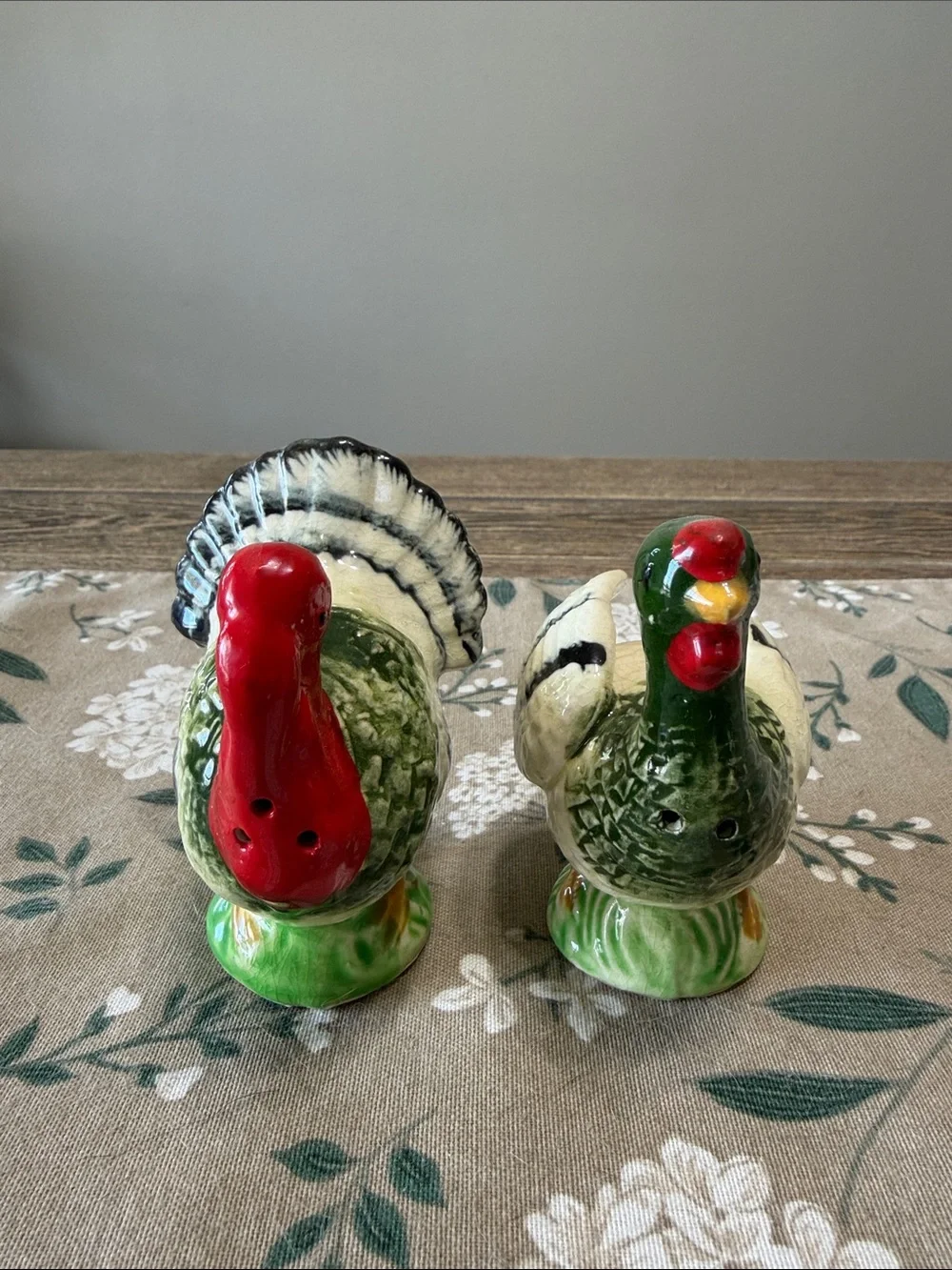 VTG Japan Thanksgiving Hand-Painted Ceramic Turkey Salt & Pepper Set